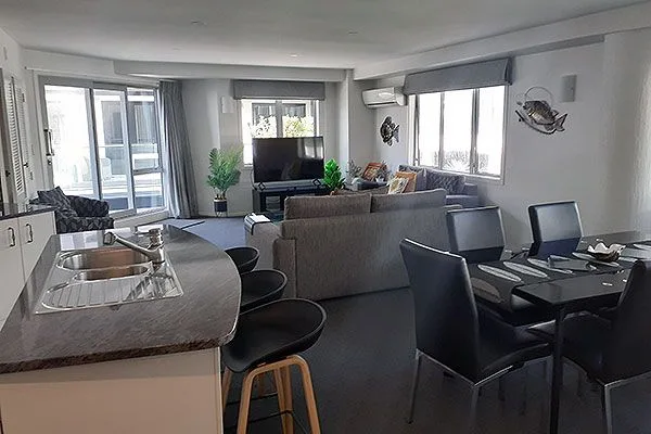 dining 2f